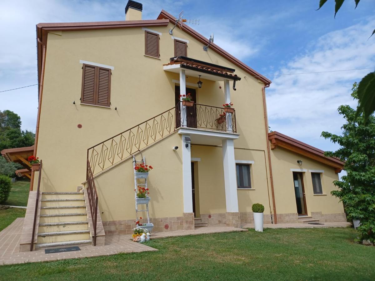 Le Margherite Country House Montefalcone Appennino Exterior foto